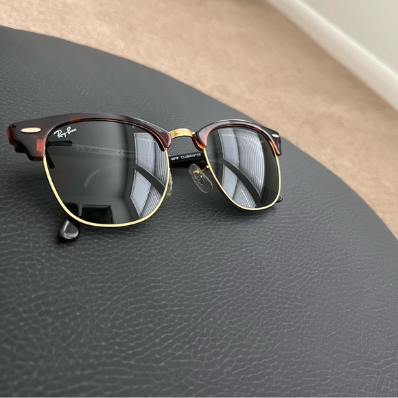 Ray-Ban Clubmaster Sunglasses W0366 Classic Tortoise - Picture 2 of 9